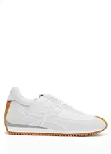 Белые женские кожаные кроссовки flow runner Loewe 102062784_100 | Beyaz